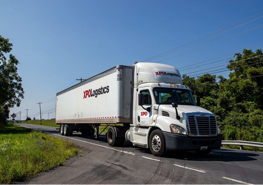 An image of an XPO Logistics truck